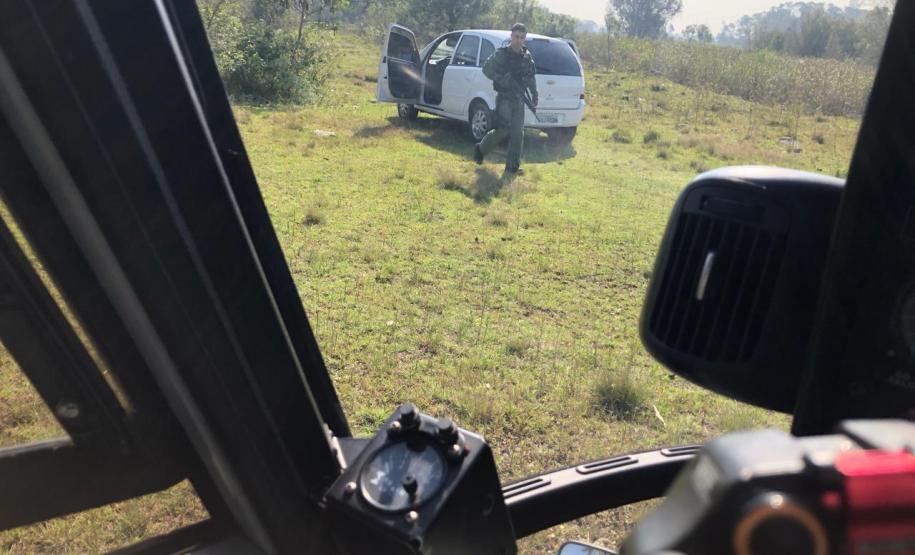 No Sitio Cercado, policiais militares apreendem dois adolescentes por suspeita de roubo a veículo