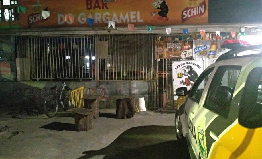 Estabelecimentos irregulares são fechados durante operação da AIFU em Curitiba (PR)