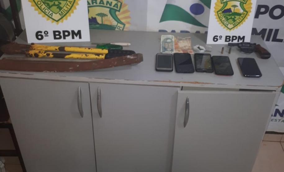 Ações da PM em Cascavel e região resultam em duas armas e mais de 10 quilos de maconha apreendidos Ações da PM em Cascavel e região resultam em duas armas e mais de 10 quilos de maconha apreendidos