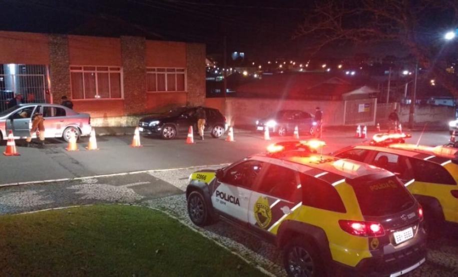 Campo Largo recebe reforço de policiamento com a Operação União e mais de 200 pessoas são abordadas Campo Largo recebe reforço de policiamento com a Operação União e mais de 200 pessoas são abordadas