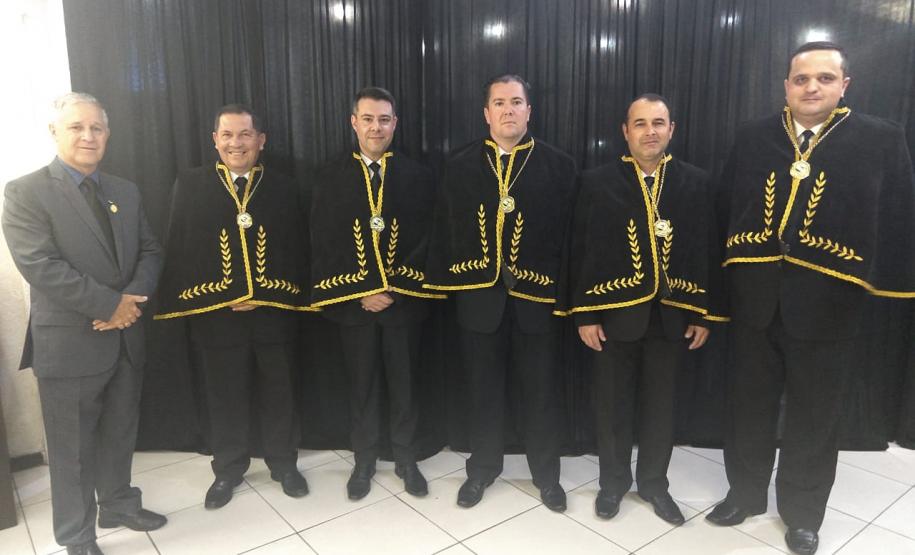 Militares estaduais do Paraná participam de fundação da Academia de Letras dos Militares Estaduais do Brasil e do DF em Santa Catarina Militares estaduais do Paraná participam de fundação da Academia de Letras dos Militares Estaduais do Brasil e do DF em Santa Catarina