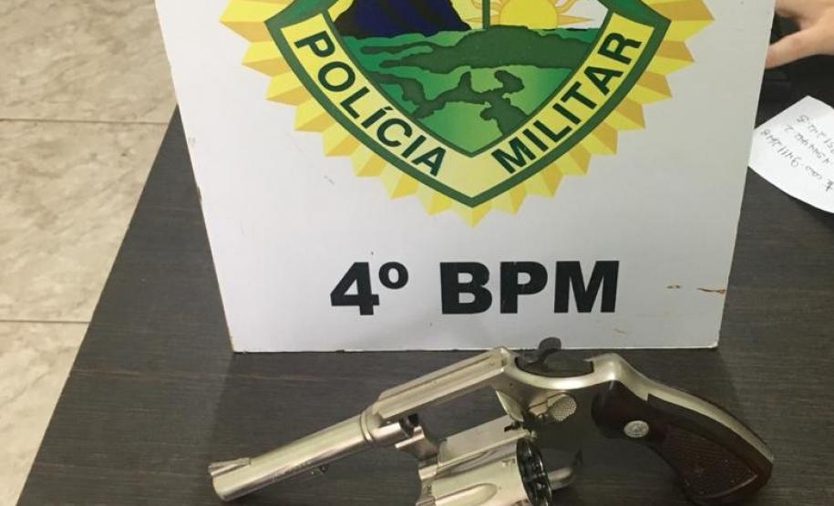 Em Maringá (PR) Polícia Militar cumpre Mandado de Prisão e apreende revólver e munições