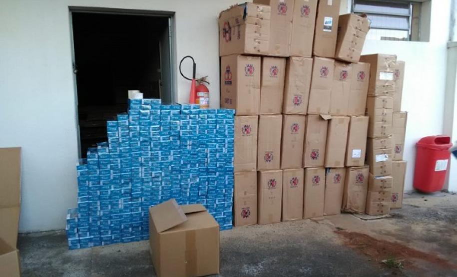 No Centro-Sul do estado, policiais militares apreendem cigarros e drogas