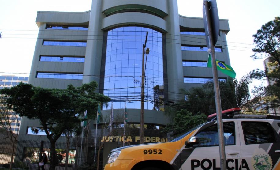 Polícia Militar presta apoio à PF e à Justiça Federal com esquema de segurança para oitiva do ex-presidente, nesta quarta Polícia Militar presta apoio à PF e à Justiça Federal com esquema de segurança para oitiva do ex-presidente, nesta quarta