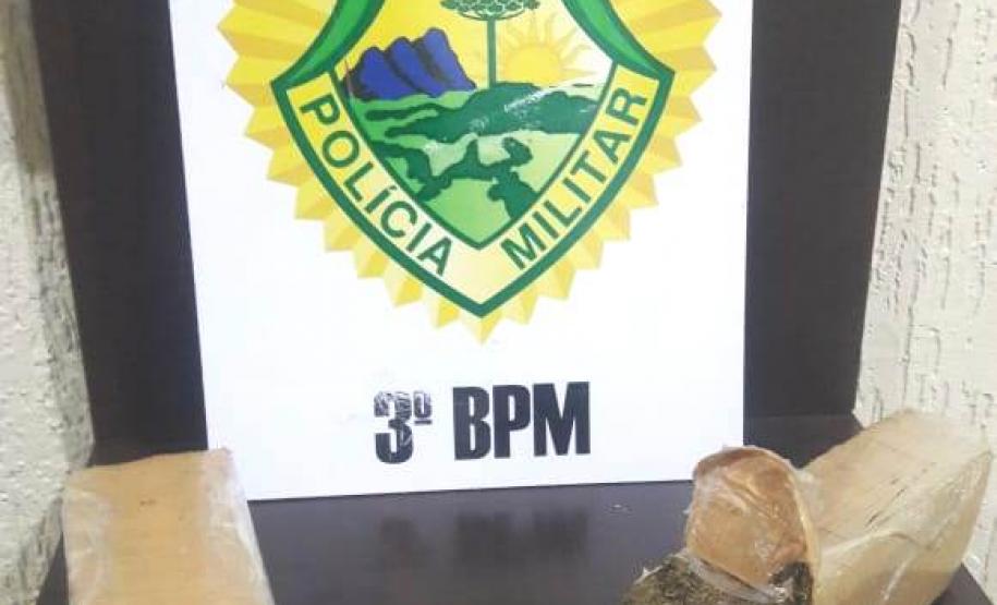 Carga de cigarros contrabandeados e maconha é apreendida pela PM no Sudoeste do estado