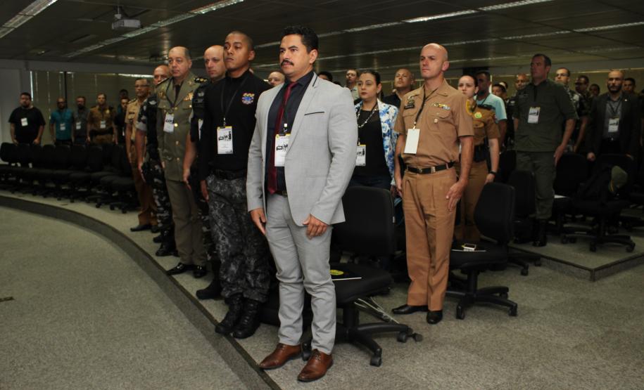 Curitiba, 30 de novembro de 2018, Negociação em Crises