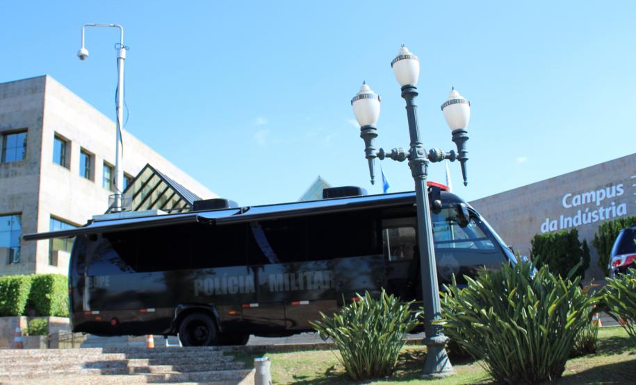 Curitiba, 30 de novembro de 2018, Negociação em Crises