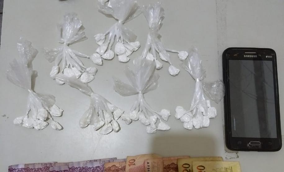 Abordagem da PM resulta na apreensão de drogas e no encaminhamento de um rapaz em Cambé (PR)