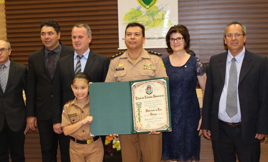 Vereadores de Pato Branco concedem ao tenente-coronel Dolenga o título de cidadão honorário