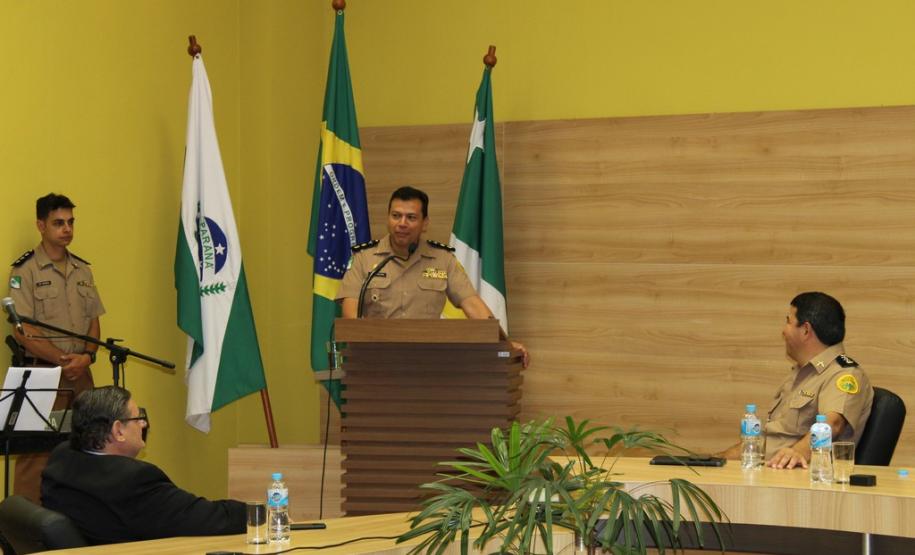 Vereadores de Pato Branco concedem ao tenente-coronel Dolenga o título de cidadão honorário