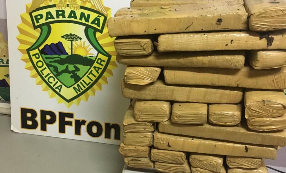 BPFron apreende mais de 25 quilos de maconha na Fronteira de Paraná com o Paraguai