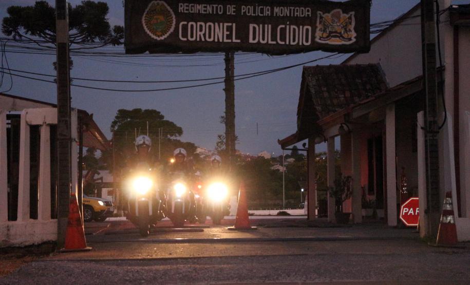 Curitiba, 10 de dezembro de 2018.  Entrega de presentes de Natal - BPTRAN- RPMON