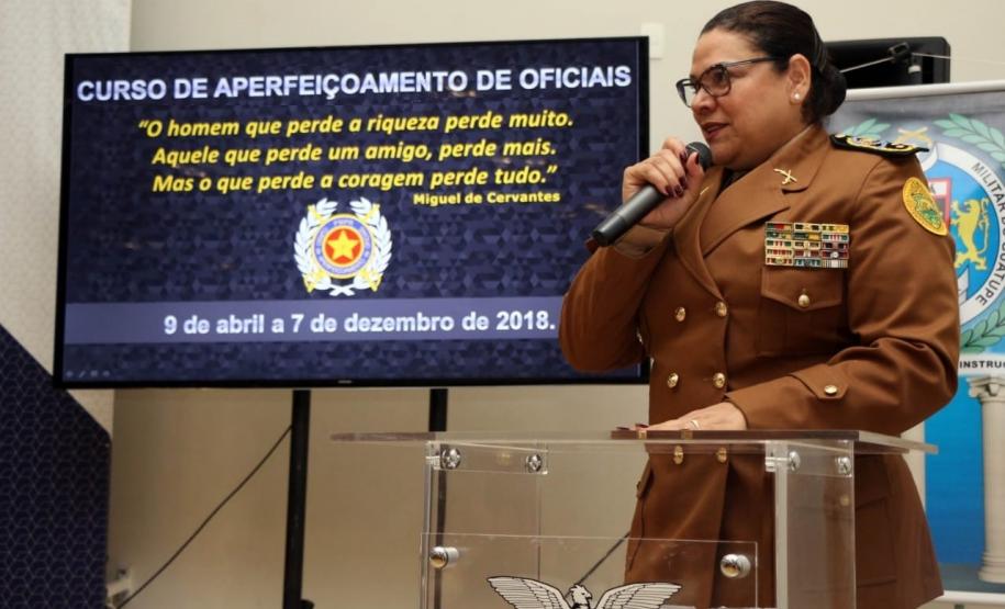Oficiais da Polícia Militar concluem aperfeiçoamento e se preparam para uma etapa da carreira policial militar Oficiais da Polícia Militar concluem aperfeiçoamento e se preparam para uma etapa da carreira policial militar