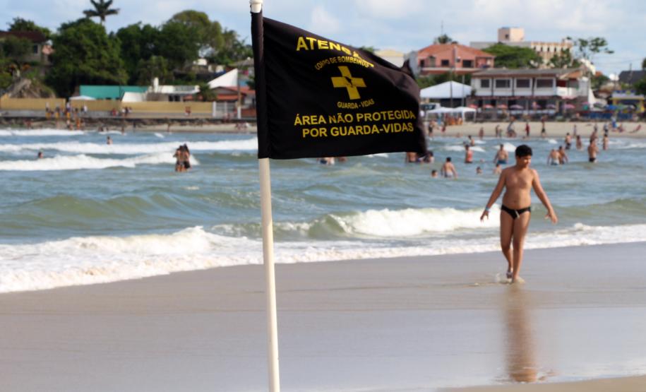 Matinhos, 27 de dezembro de 2018. Operação Verão Paraná 2018/2019 - Neutras