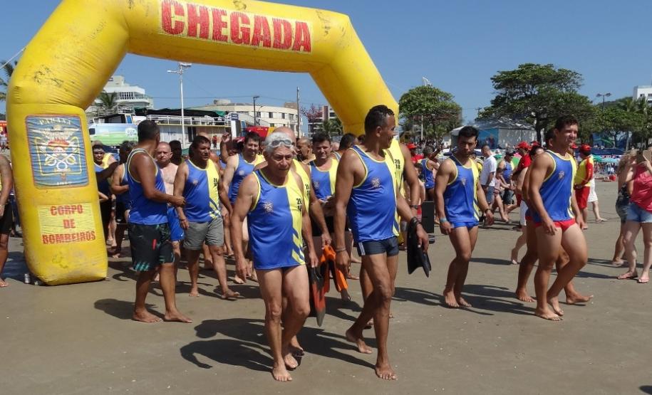 PAUTA DIA 05/01 – 9H – Corpo de Bombeiros faz 19 edição da Travessia dos Veteranos na Praia Central de Guaratuba PAUTA DIA 05/01 – 9H – Corpo de Bombeiros faz 19 edição da Travessia dos Veteranos na Praia Central de Guaratuba