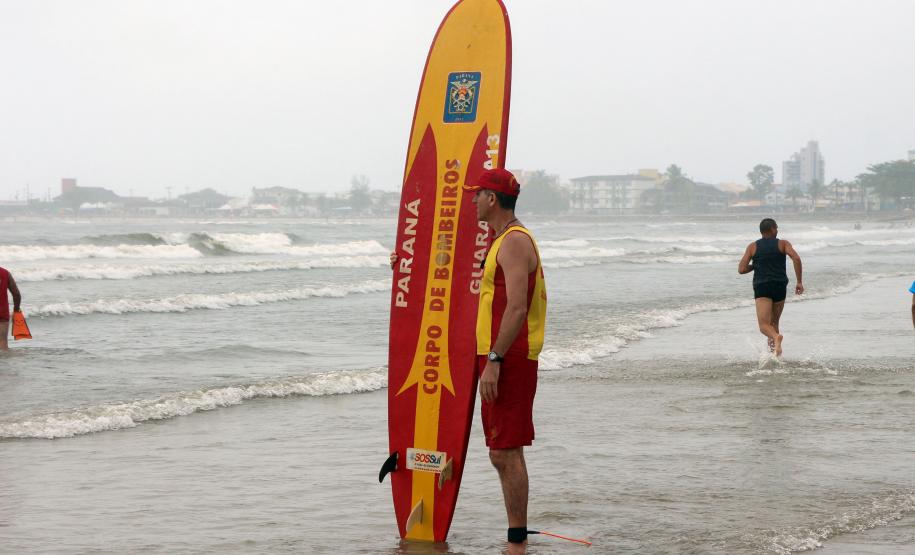 Guaratuba, 05 de janeiro de 2019. Operação Verão Paraná 2018/2019 - 19ª Travessia dos Guarda-Vidas Veteranos