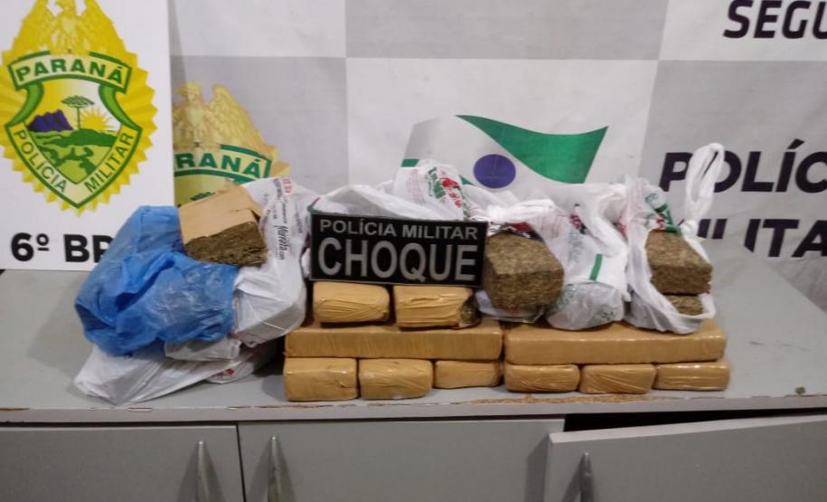 Em Cascavel, PM retira quase 80 quilos de maconha de circulação e prende quatro pessoas em situações distintas