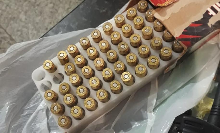 Materiais de procedência duvidosa são apreendidos pela PM em Ibiporã (PR); três pessoas são encaminhadas