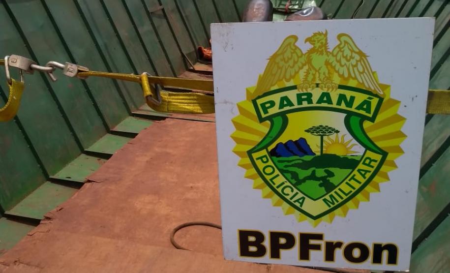 BPFron apreende caixas de cigarros contrabandeados na fronteira do estado