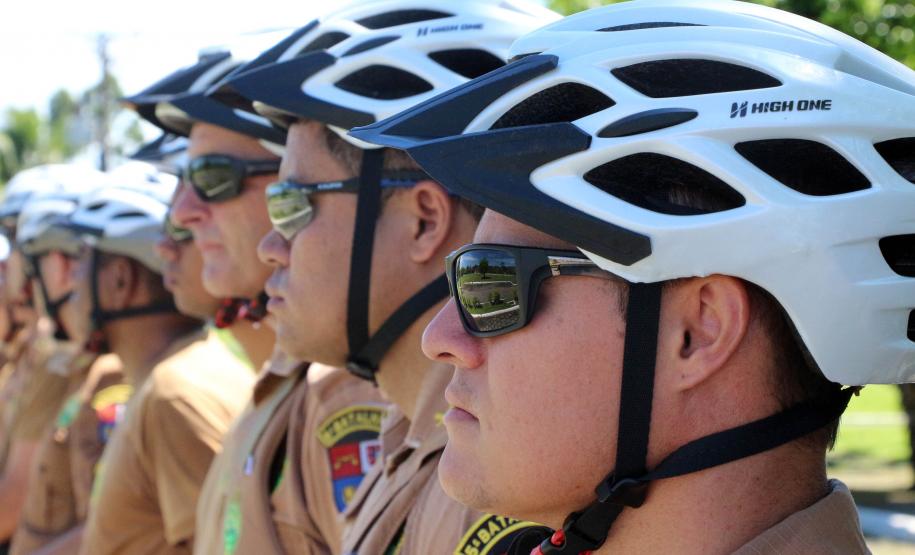 Matinhos, 15 de janeiro de 2019. Operação Verão 2018/2019 - Policia promoe nivelamento de patrulhamento com bicicletas.