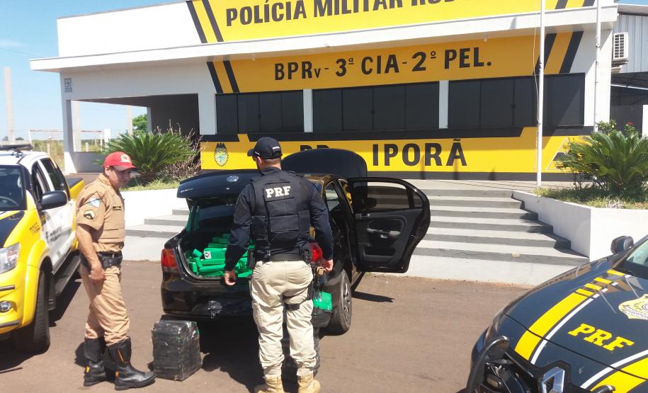 Ação conjunta do BPRv e da PRF resulta na apreensão de 365 quilos de maconha em Iporã, no Oeste do estado