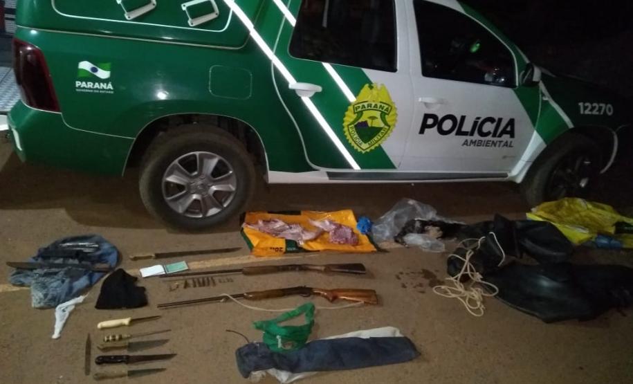 Materiais de caça de animais silvestres são apreendidos pelo BPAmb-FV em Santo Antônio de Caiuá (PR)