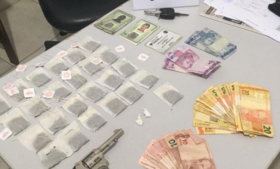 Três homens são presos portando drogas e o veículo com débitos e características alteradas em Irati (PR)