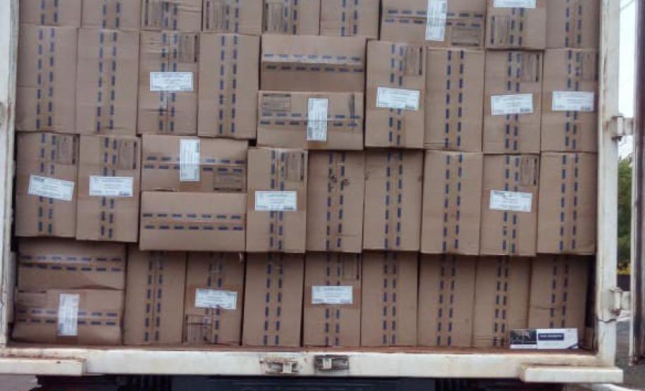 Mais de 700 mil carteiras de cigarros contrabandeados foram apreendidas pela PM no Oeste do estado