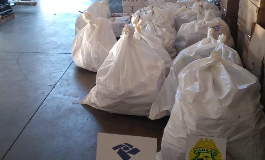 Durante Operação Sul foram apreendidos pneus, cigarros e produtos contrabandeados no Oeste do estado