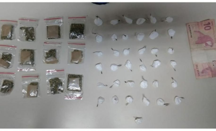 Adolescente é preso com cocaína e maconha na Capital do estado Adolescente é preso com cocaína e maconha na Capital do estado