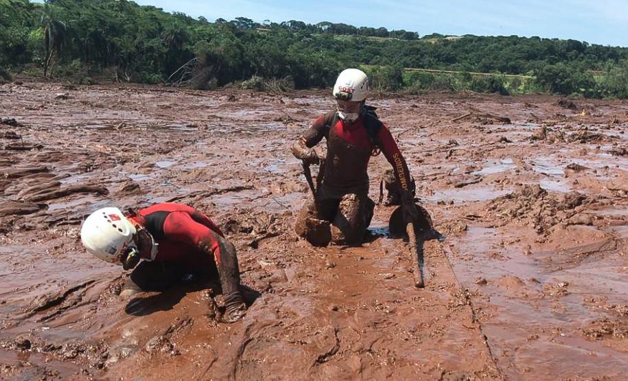 Bilhete de gratidão emocionou bombeiro do Paraná em Brumadinho