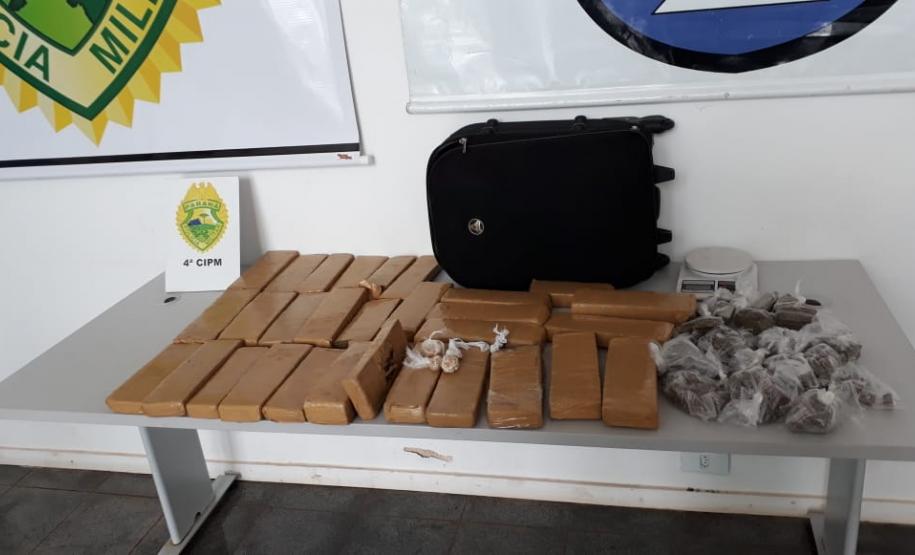 Adolescente é flagrado com mais de 17 quilos de maconha em Londrina (PR)