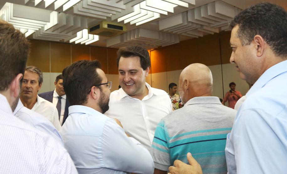 O governador Carlos Massa Ratinho Jr entregou nesta sexta(22) novas viaturas, aparelhos etolométricos e coletes balísticos às unidades da Polícia Militar que pertencem ao 2 Comando Regional - Londrina e região. Londrina,22/02/2019 Foto:Jaelson Lucas / ANPr