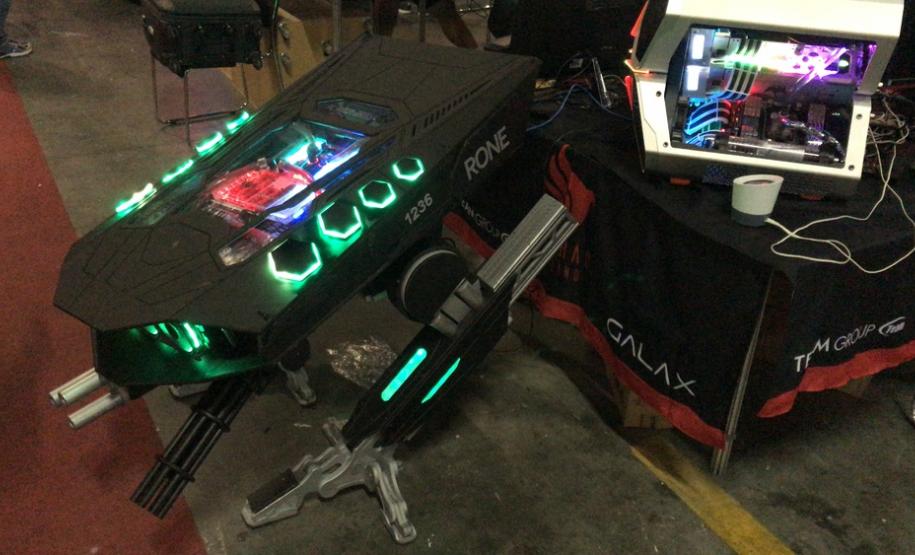 Robo desenvolvido por policial militar de Curitiba participa de competição internacional; votação é online Robo desenvolvido por policial militar de Curitiba participa de competição internacional; votação é online