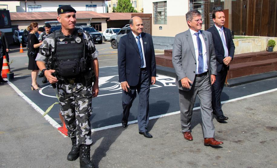 Curitiba, 19 de março de 2019. Visita do Secretário Nacional de Segurança Pública ao BOPE.Curitiba, 19 de março de 2019. Visita do Secretário Nacional de Segurança Pública ao BOPE.General Guilherme Theophilo.General Luiz Felipe Carbonell.