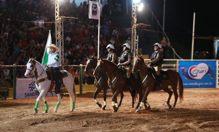 Cavalaria do 6º BPM marca presença na 45ª Expo Umuarama
