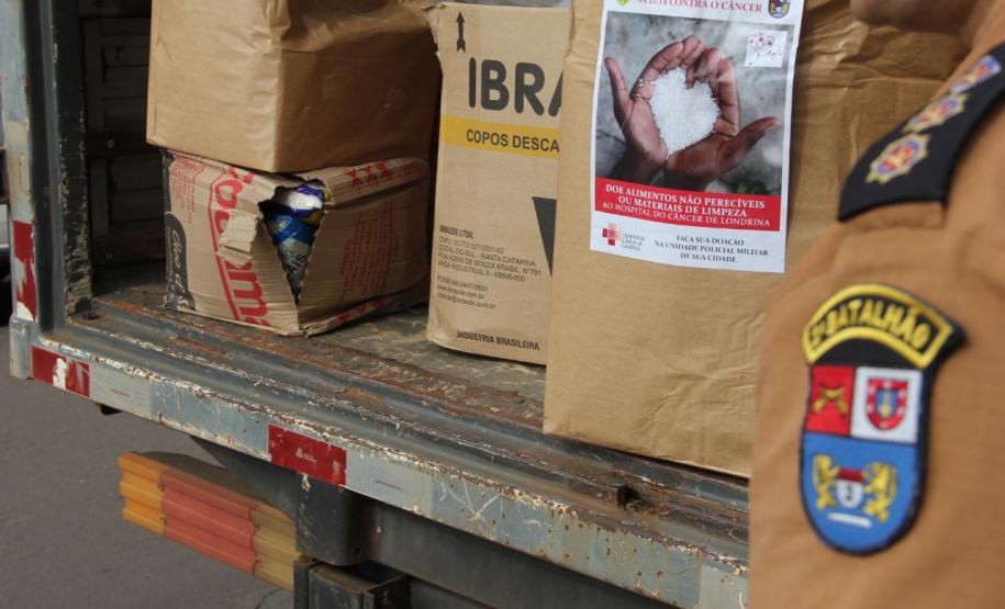 Campanha Abrace Vidas do 2º Batalhão arrecada quase oito toneladas de mantimentos para o Hospital do Câncer de Londrina (HCL)