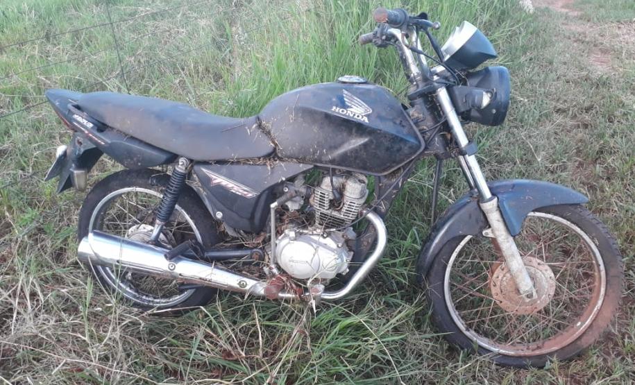 Motocicleta furtada há mais de um ano é recuperada em Terra Boa (PR)