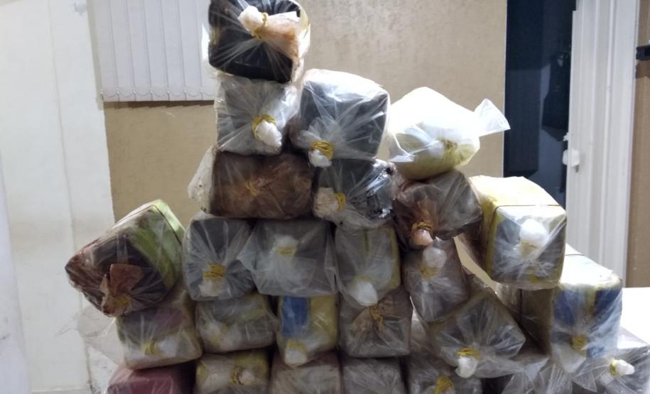 Quase 20 quilos de maconha são apreendidos pela PM em Guaíra (PR)