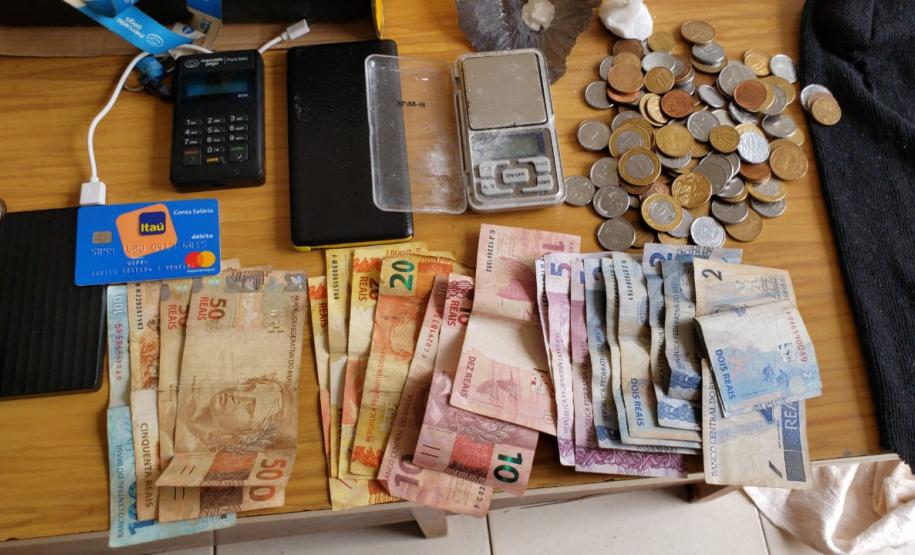 Suposto mototaxista é preso em Campo Mourão ao ser flagrado com drogas, no Noroeste do estado