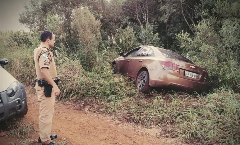 Carro carregado com 280 quilos de maconha é apreendido pela PM em Campo Bonito (PR) Carro carregado com 280 quilos de maconha é apreendido pela PM em Campo Bonito (PR)