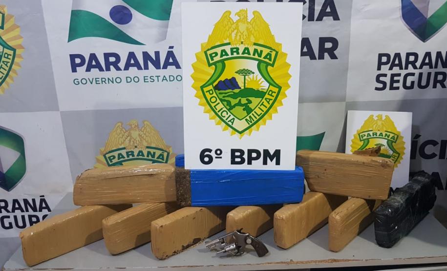 Aproximadamente 10 quilos de maconha são apreendidos em Cascavel (PR); dois suspeitos são encaminhados