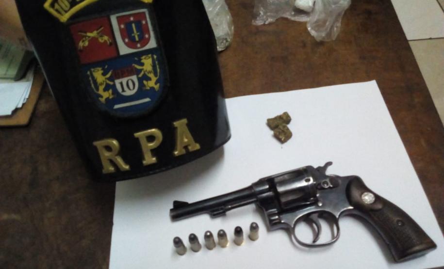 Arma de fogo é apreendida e homem acaba preso pela PM no Norte do estado Arma de fogo é apreendida e homem acaba preso pela PM no Norte do estado