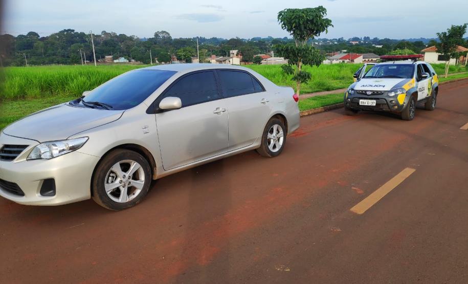 No Oeste do estado, PM apreende quase 200 pedras de crack e mais de R$ 2 mil em dinheiro após denúncia No Oeste do estado, PM apreende quase 200 pedras de crack e mais de R$ 2 mil em dinheiro após denúncia