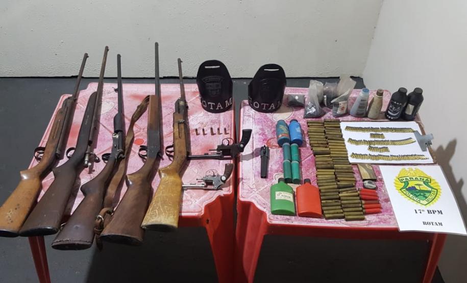 Residência usada para modificação de armas de fogo é desmantelada e dois homens acabam presos em Quitandinha, no Sudeste do estado Residência usada para modificação de armas de fogo é desmantelada e dois homens acabam presos em Quitandinha, no Sudeste do estado