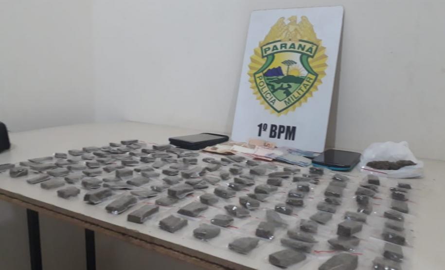 Em ações distintas, PM apreende revólver, recupera um veículo e prende quatro pessoas em Ponta Grossa