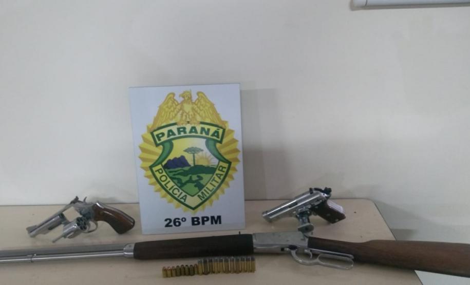 Após denúncia de violência doméstica, três armas de fogo são apreendidas em Telêmaco Borba (PR), Após denúncia de violência doméstica, três armas de fogo são apreendidas em Telêmaco Borba (PR),