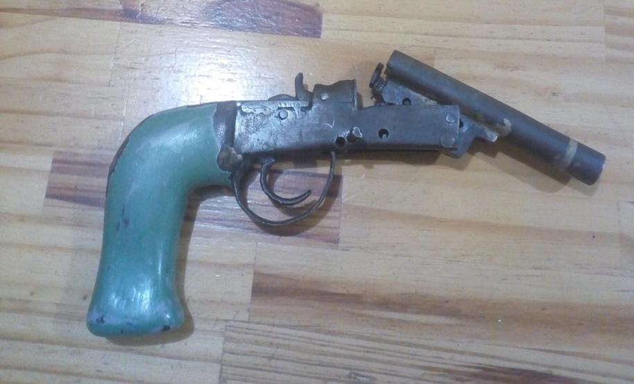 Dois adolescentes são detidos pela PM em Curiúva nos Campos Gerais