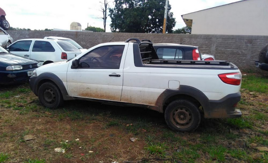 Veículos encontrados em situação de abandono são resgatados pela Polícia Militar no Norte do Paraná