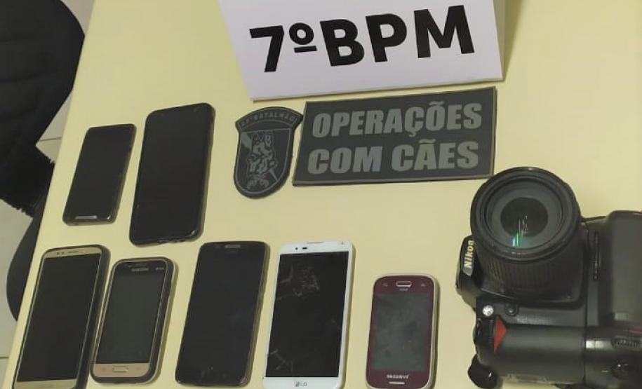 Militares estaduais do 7º BPM apreendem drogas e arma de fogo, recuperam veículo e encaminham sete pessoas, em situações distintas no Noroeste do estado